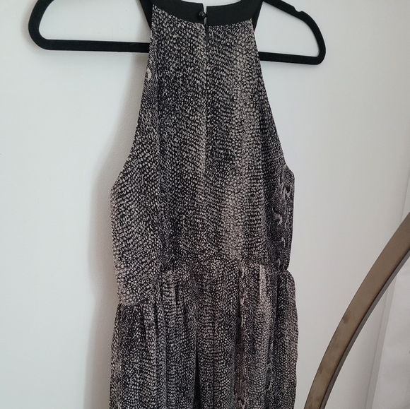 Dress - Picture 10 of 12